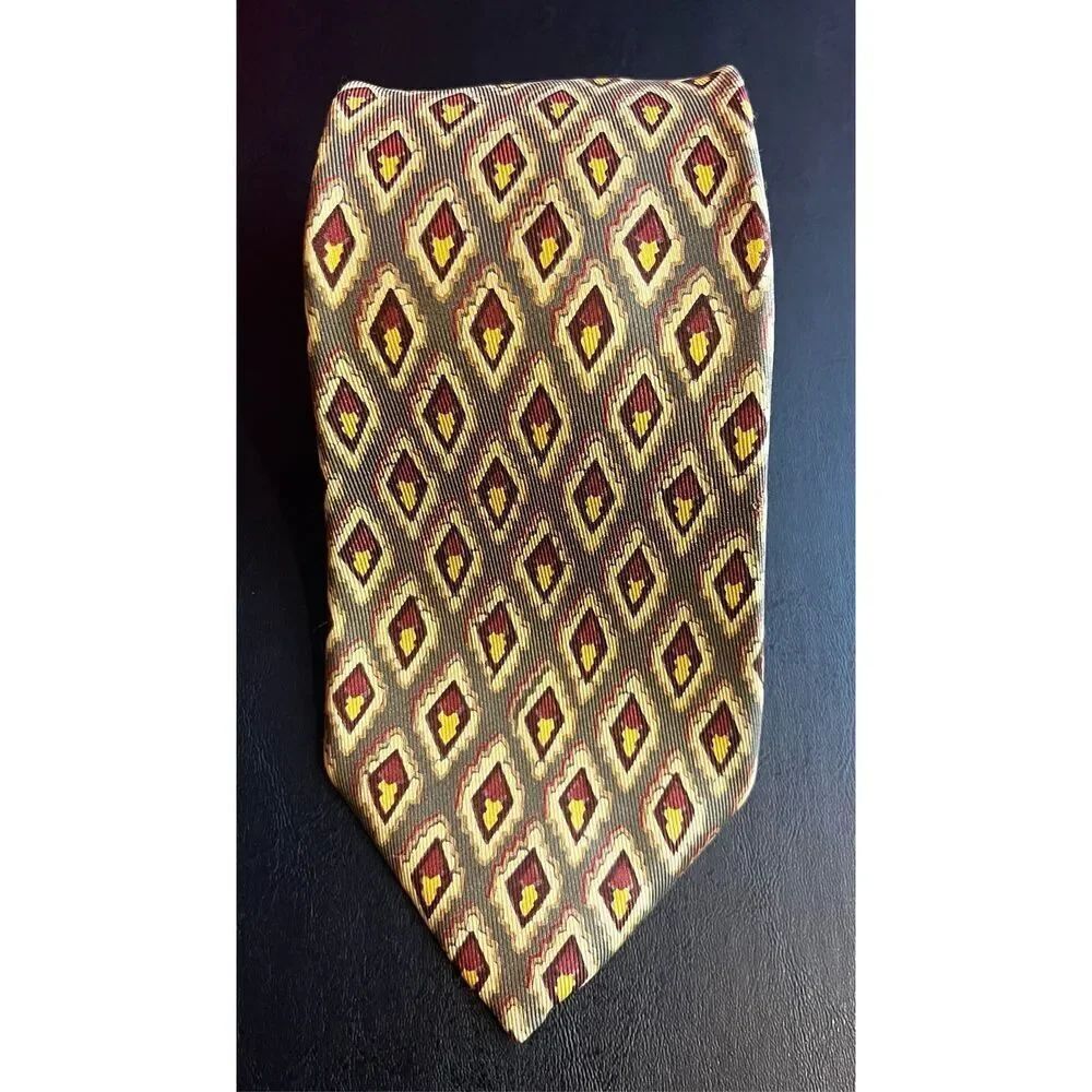 Brooks Brothers tie